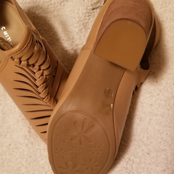 Women sandal - Picture 4 of 4